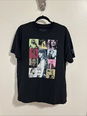 Taylor Swift Unisex Taylor Swift The Eras Tour T-Shirt - XL